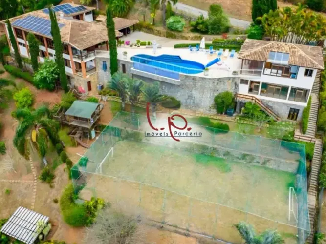 Casa para Locação por Temporada, 6 suítes e Lazer Completo, no Condomínio Quinta do Lago e