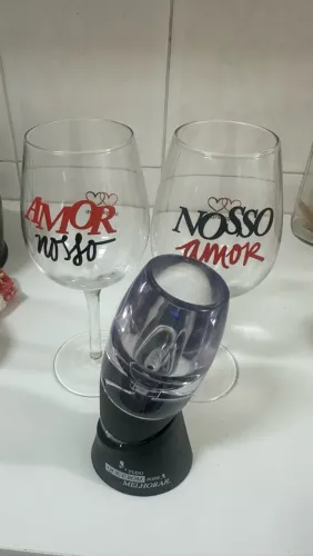 Depurador de vinhos mais 2 taças