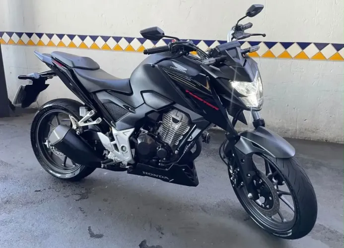 HONDA CB 300 2014