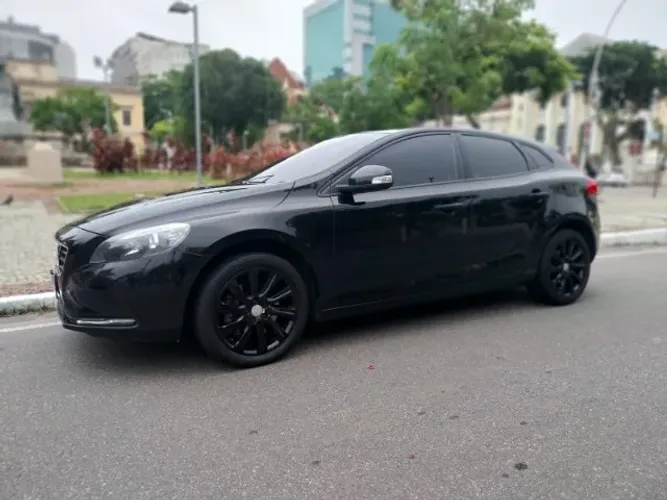 Volvo V40 T3 Kinetic 1.5 Turbo Automático (Muito Novo) Financio em até 60x