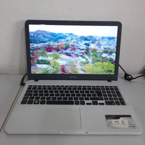 NOTEBOOK SAMSUNG NP350XAA XD2BR CELERON 4205U MEMORIA 8GB SSD 120GB WINDOWS 11