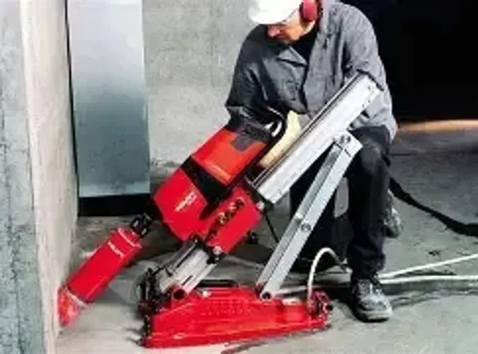 SERVIÇO DE PERFURATRIZ DE CONCRETO,