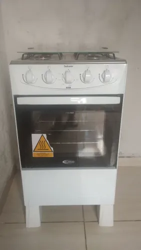 VENDO FOGÃO NOVO 4 BOCAS APENAS 3 MESES DE USO