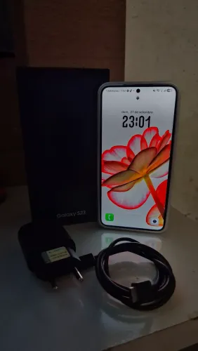 Samsung s23 super novo na caixa 
