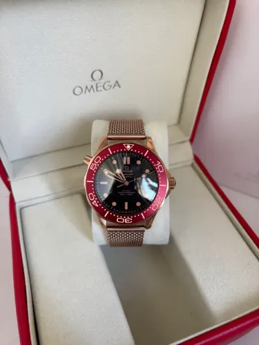 Relógio Omega Seamaster 007 Bronze Automático 
