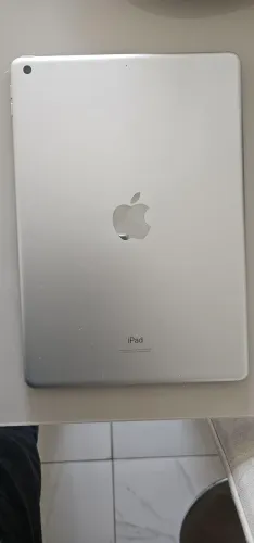 Ipad 9? geração semi novo Tablet Aple