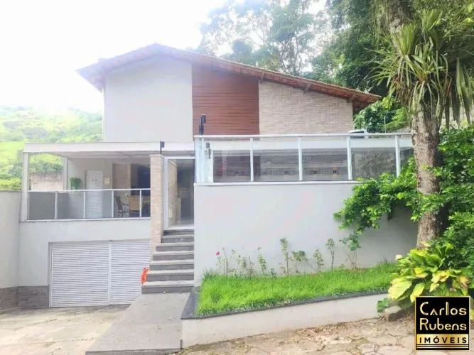 Casa para Venda em Vitória, Fradinhos, 5 dormitórios, 2 suítes, 5 banheiros, 4 vagas