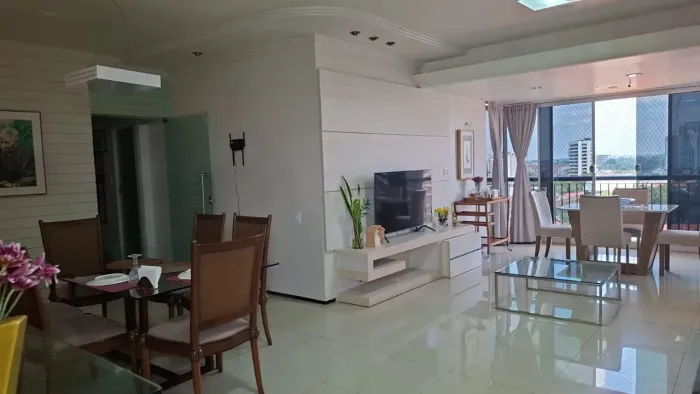 APARTAMENTO NOVO E COM LOCALIZAÇÃO DIFERENCIADA NA ILHOTAS