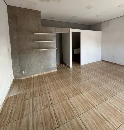 Salão COMERCIAL 30m² na Av São João no bairro Ponte São João em Jundiaí/sp