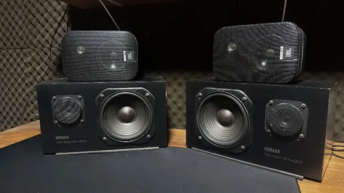 YAMAHA NS-10M STUDIO + SUB YAMAHA + JBL - SISTEMA DE SOM COMPLETO