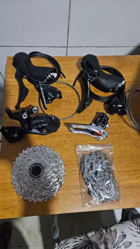 Grupo Kit Shimano 105 12v Speed Hidráulico 