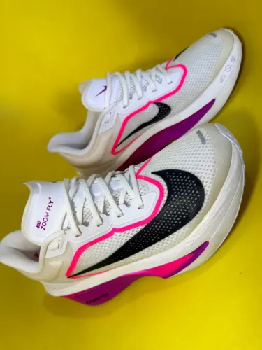 Oportunidade! Nike Zoom Fly 6
