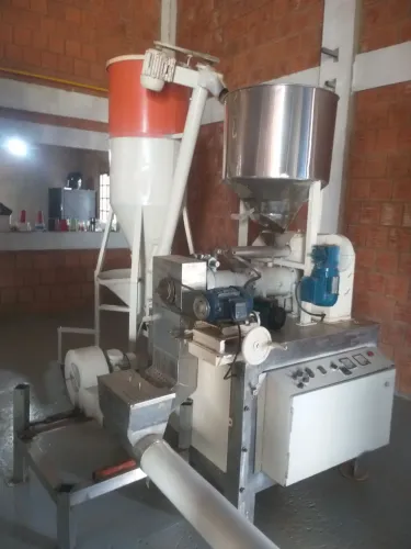 Maquinario produção de salgadinho esnak
