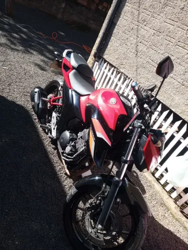 Fazer 250