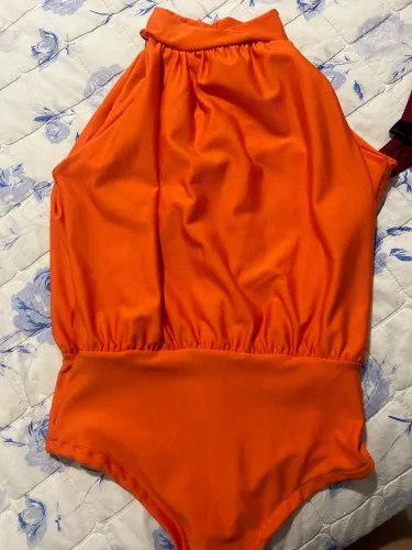 Body vendendo tamanho único 