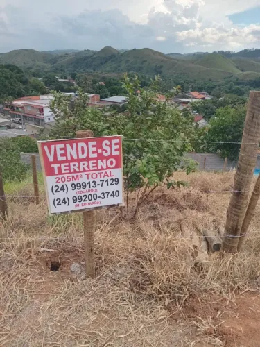 Lote em BACIA DE PEDRA (Itakamosi)