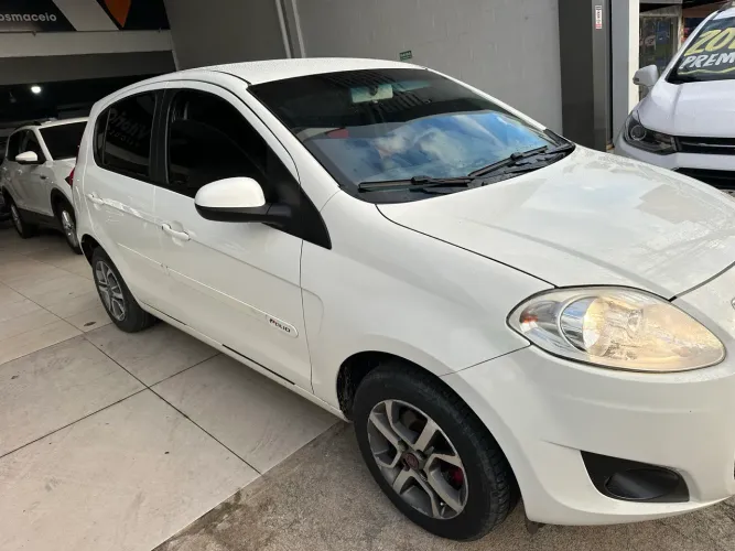 Fiat Palio Attractive 1.0 EVO Fire Flex 8V 5P 2014