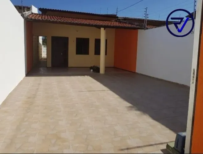Belíssima casa plana no Cambeba