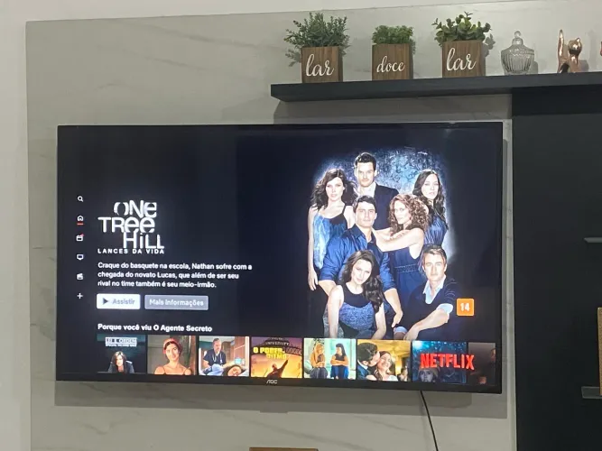 Televisão smart AOC