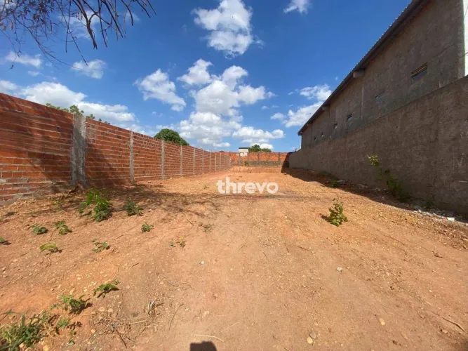 Terreno para alugar, 300 m² por R$ 700,00/mês - Santo Antonio - Teresina/PI