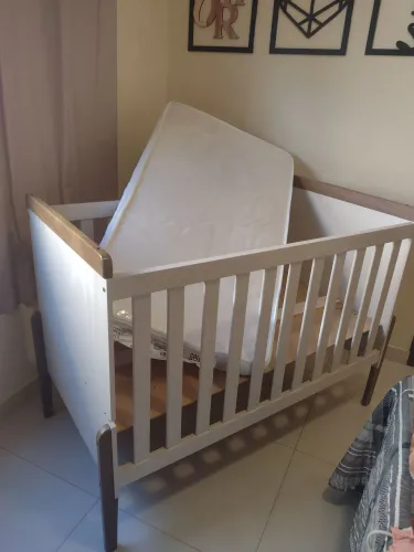 Berço vira cama