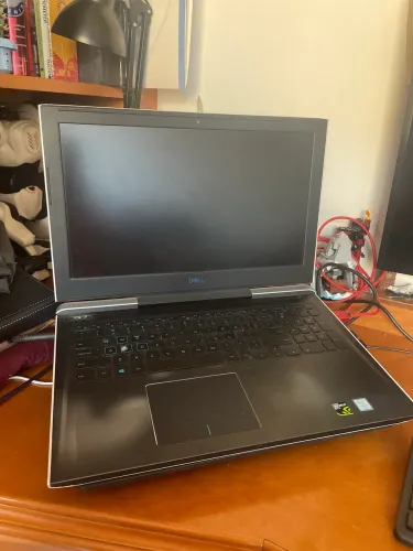 Notebook Gamer DELL G7 Core I7 com placa de vídeo GTX 1060