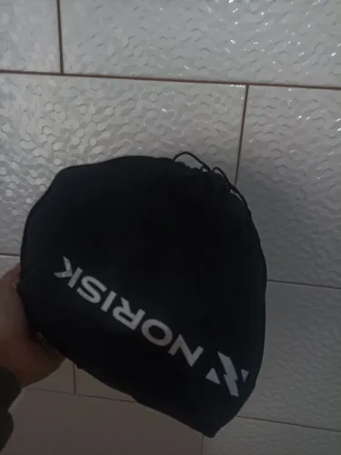 Capacete norisk 