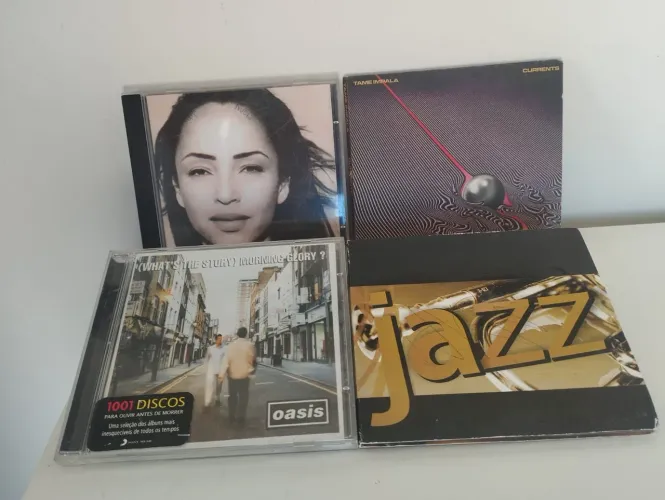 CDs de OASIS, Sade Adu e Tame Impala