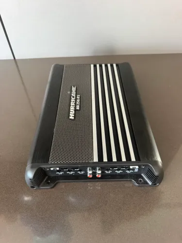 Módulo hurricane HA250.4S