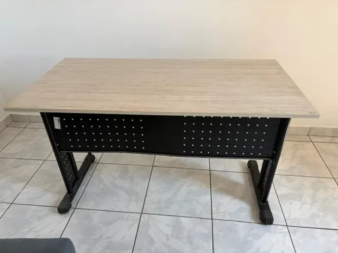 Mesa Para Escritório Tampo