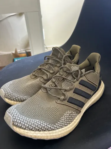 Adidas Ultraboost tamanho 40