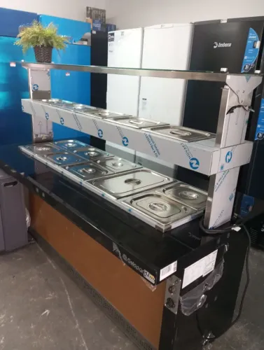 NZ. Buffet combinado AQUECIDO e REFRIGERADO 2 metros S/cubas Gelopar