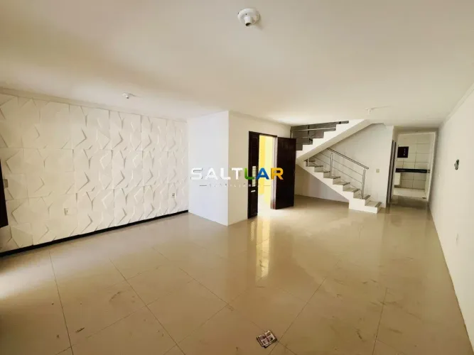 CASA DUPLEX NO PASSARÉ