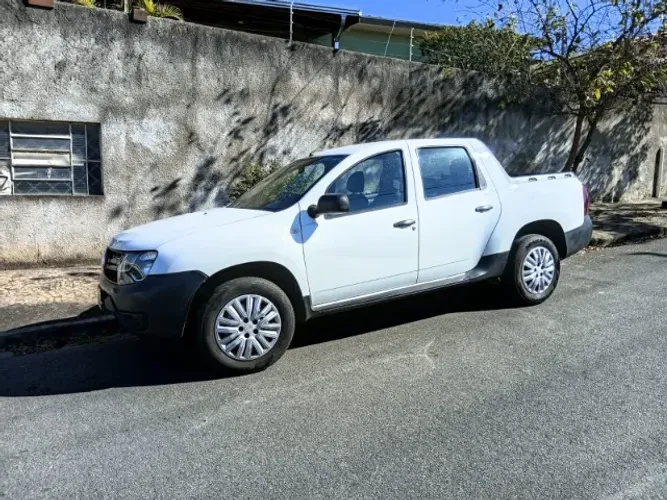 Renault Duster Oroch Exp. 1.6 Hi-flex 16V Mec. 2022
