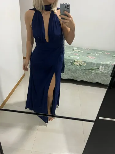 Vestido azul marinho