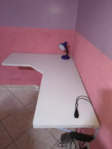 Mesa de canto Costura Estudo Conputador