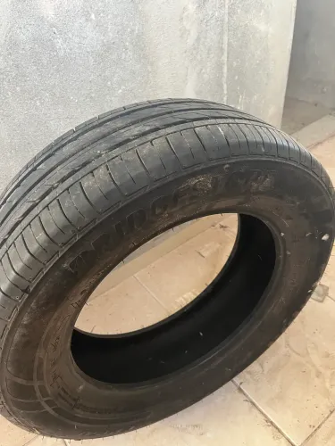 Pneu aro 15 original ônix LT