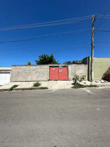 VENDO LOTE MURADO E ESCRITURADO 300M2