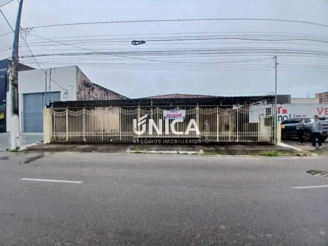 Alugue Casa na Av. Gentil Tavares - Bairro Getúlio Vargas