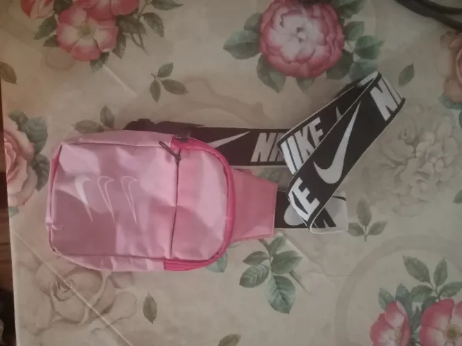 Pochete pequena nike rosa