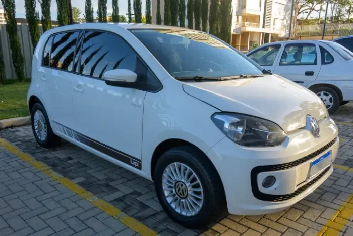 Volkswagen Up! Move 1.0 TSI Total Flex 12V 5P 2017