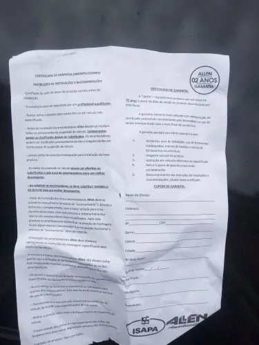 O par de amortecedores dianteiros para a Mercedes-Benz Classe C (W204), anos 2008 a 2014
