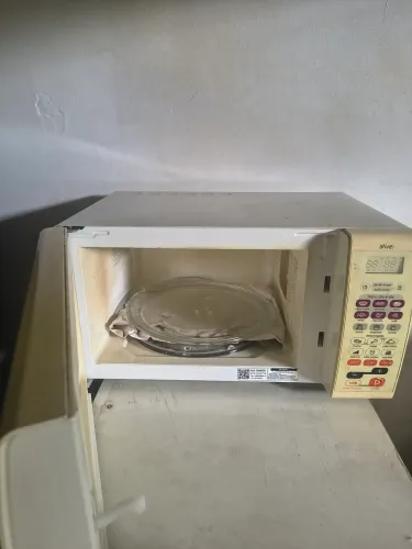 Vendo MICROONDAS 220V