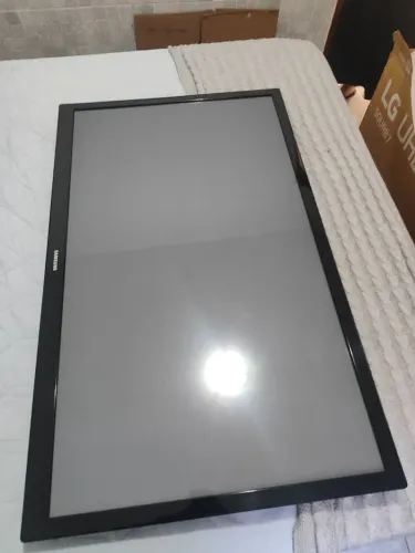 TV Samsung Plasma 43 polegadas, com defeito na Placa de fonte de alimentação.