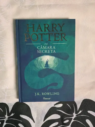 Harry Potter e a Camara Secreta CAPA DURA NOVO