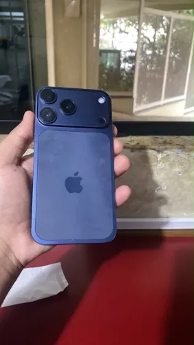 iPhone 11 transformado no 17 pro