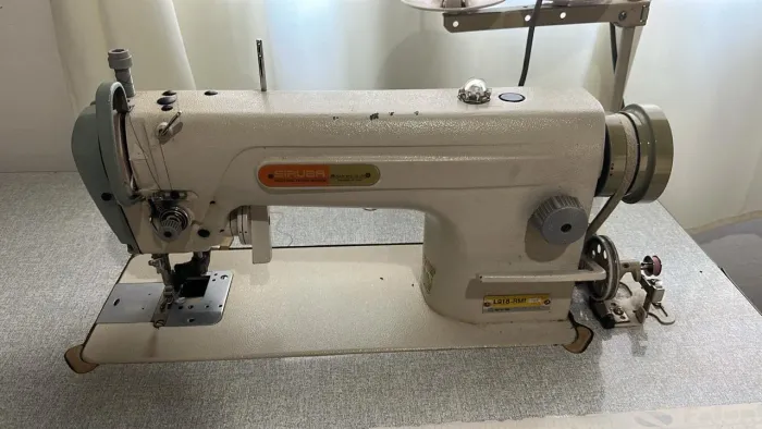MÁQUINA REPILADEIRA EM ÓTIMO ESTADO