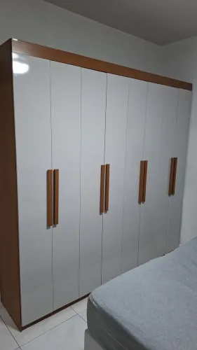 Guarda roupa 8 portas TOP!