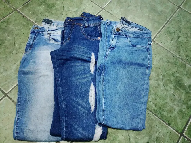 Lote de Calça jeans (valor único)