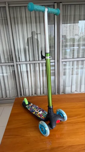 Patinete 3 rodas scooter com led